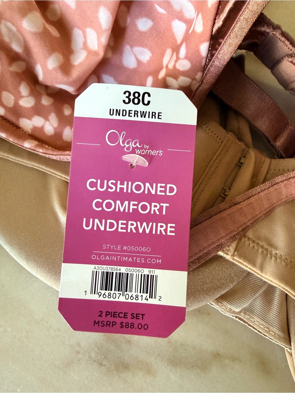 4 lot! NWT Olga Assorted Printed & Solids bras  - 38C - Picture 3 of 6